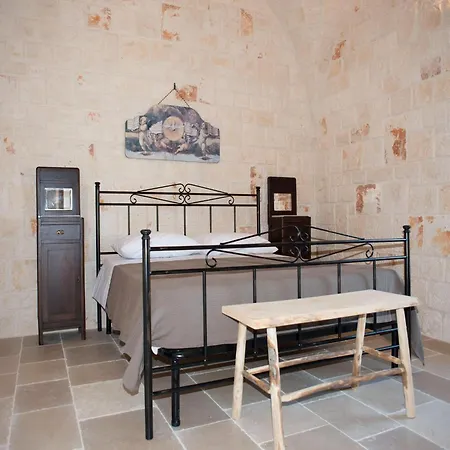 Tower House In Puglia With Pool And Coast Views צ'יסטרנינו