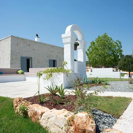Tower House In Puglia With Pool And Coast Views * צ'יסטרנינו