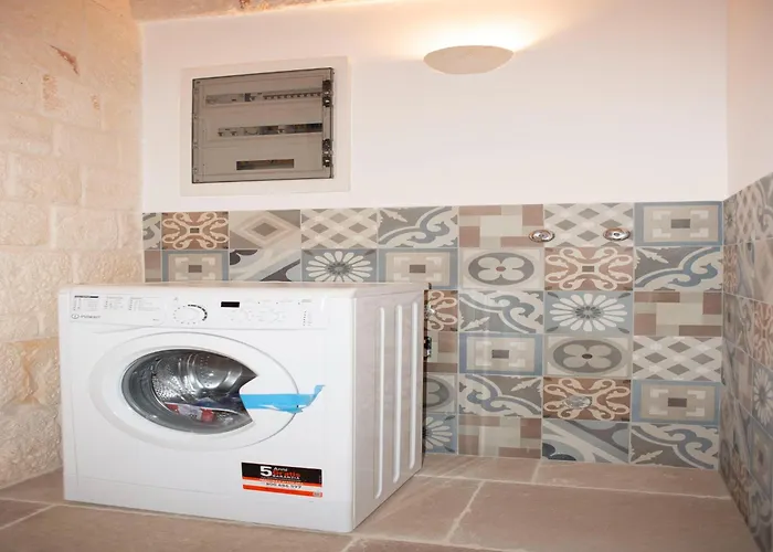 Tower House In Puglia With Pool And Coast Views * チステルニーノ