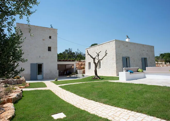 Tower House In Puglia With Pool And Coast Views